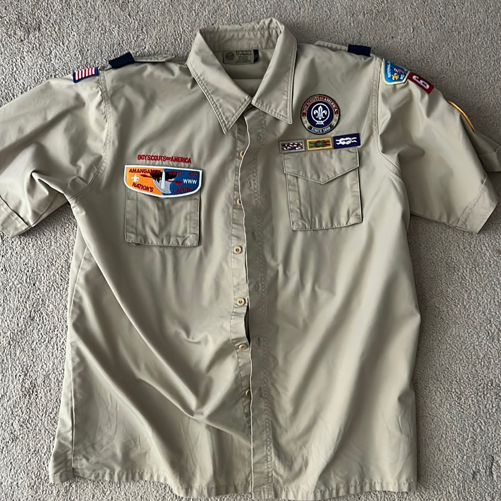 Adult Large Men’s BSA short-sleeve shirt.